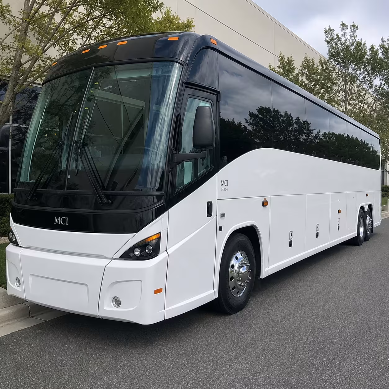 dayton shuttle buses for wright patterson air force base personnel