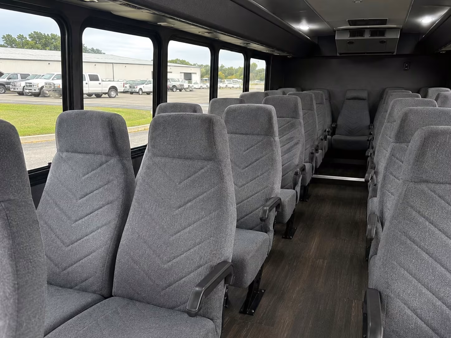 minibus rentals for dayton government conferences and events