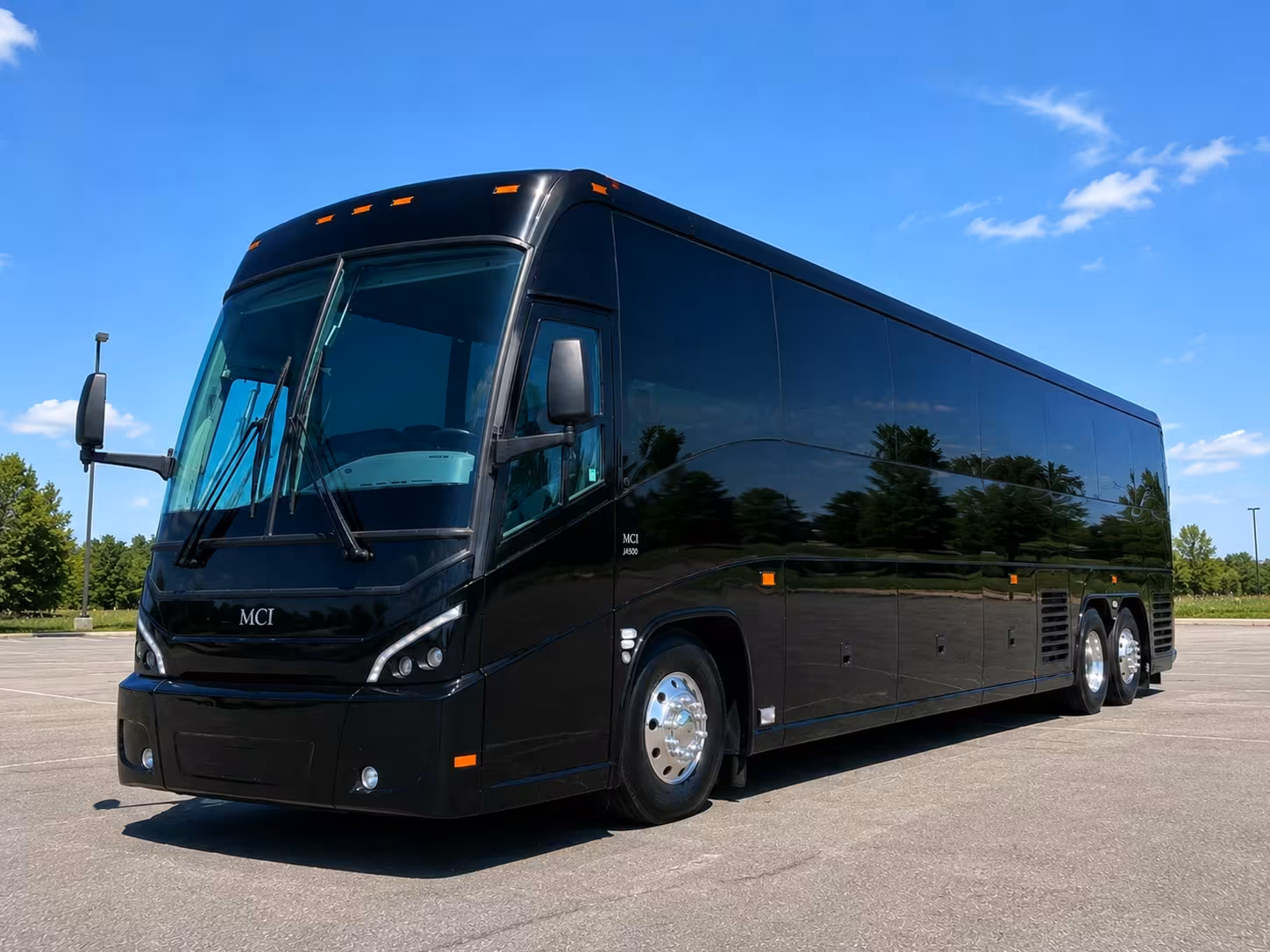 minibuses and charter buses for larger dayton prom groups