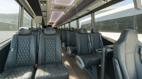 dayton 18 passenger minibus rental