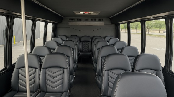 dayton 25 passenger minibus rental