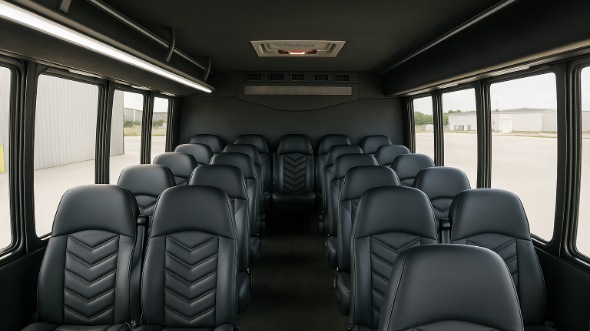 dayton 30 passenger minibus rental